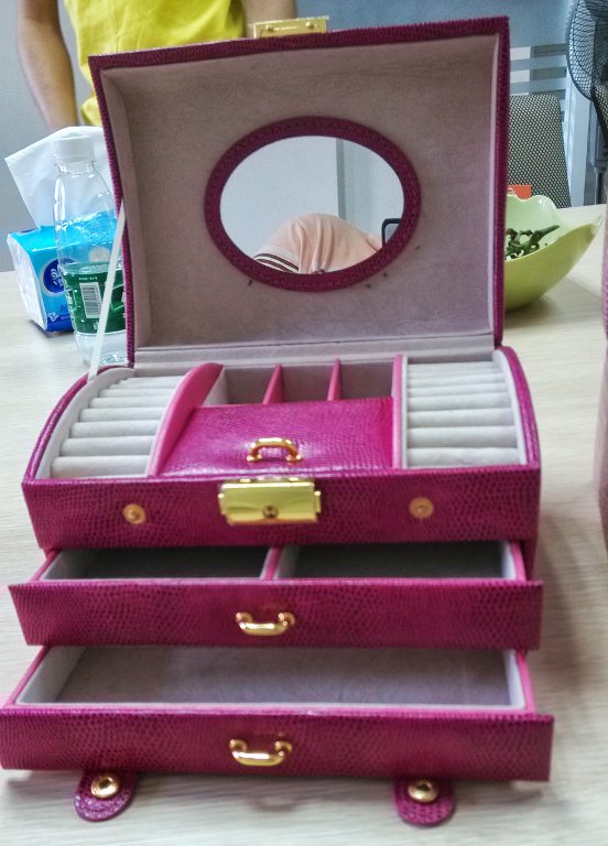 custom jewelry boxes custom jewelry boxes
